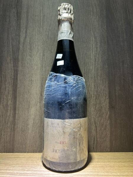 Jacques Selosse Extra Brut Blanc de Blancs Grand Cru (Disgorged 2004, Imperfect Label) NV  (1*75cl)